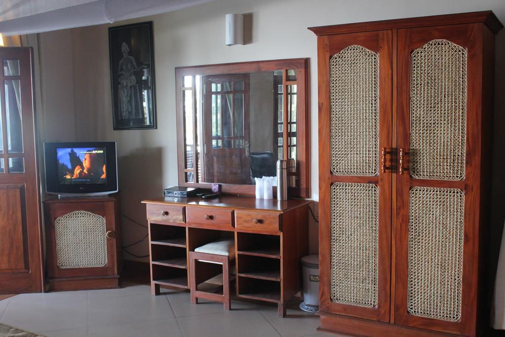 Warahena Beach Hotel Bentota Exteriör bild