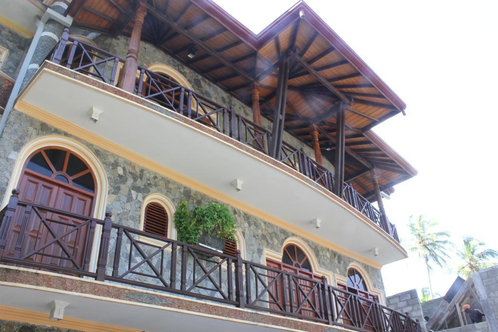 Warahena Beach Hotel Bentota Exteriör bild