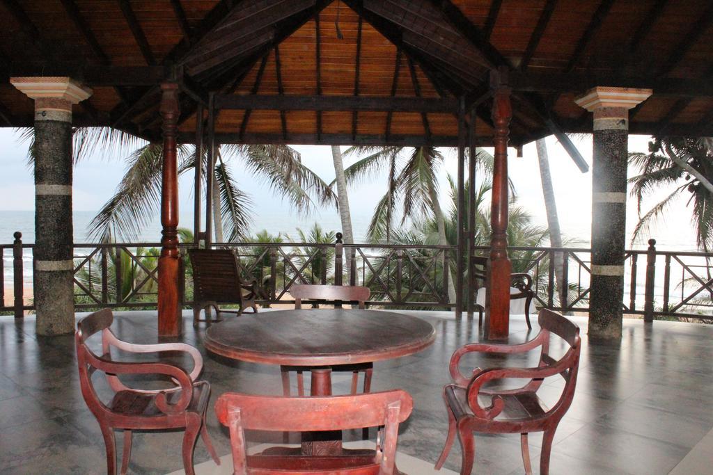 Warahena Beach Hotel Bentota Exteriör bild